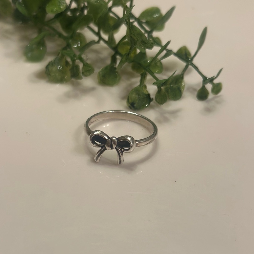 James Avery Silver Bow Ring